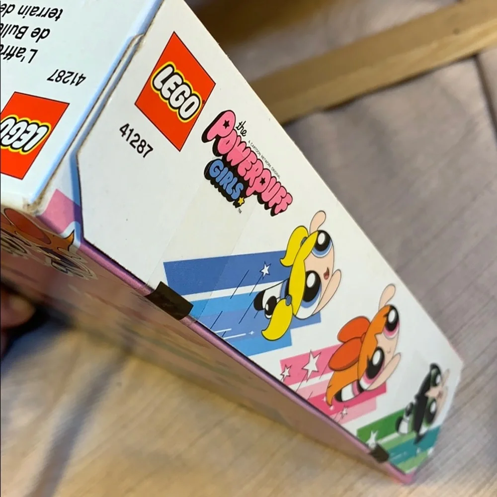 LEGO 41287 Powerpuff Girls Bubbles’ Playground Set rare collectible
